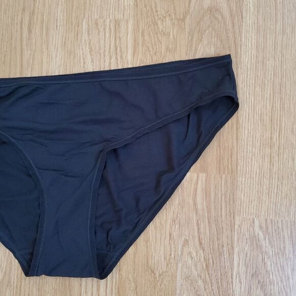 Lively All-Day Bikini size Large in Black - Picture 6 of 12